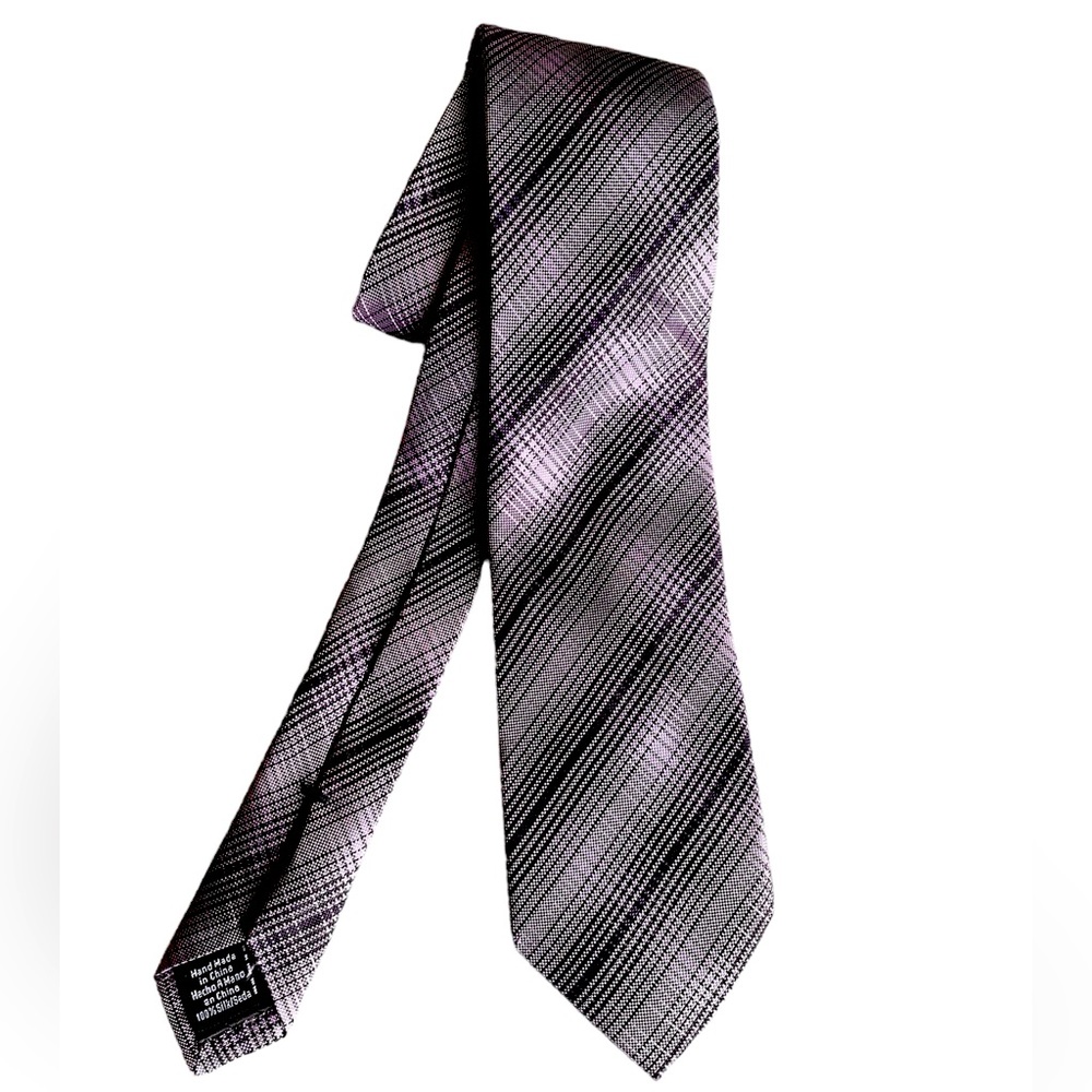 Slim men’s necktie